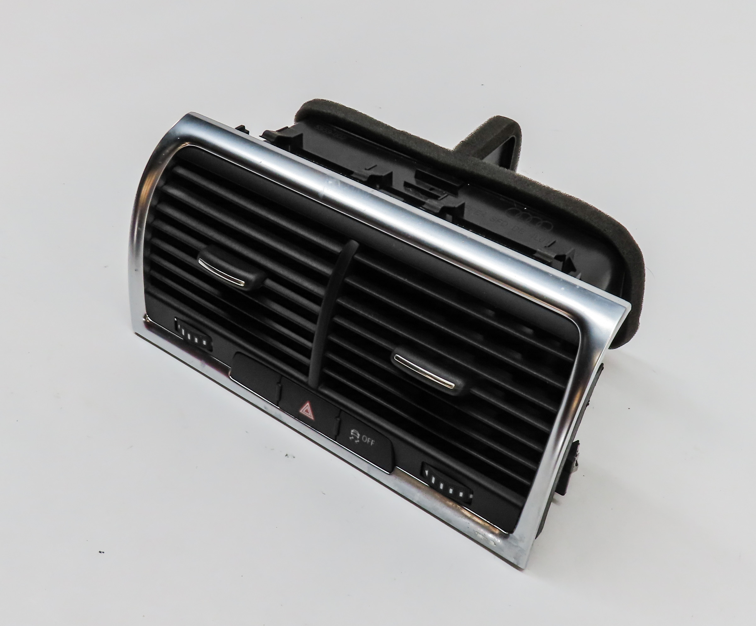 2014 AUDI Q7 (4L) FRONT CENTER DASH HVAC A/C HEATER AIR VENT w/ HAZARD TRACTION — exact item pictured